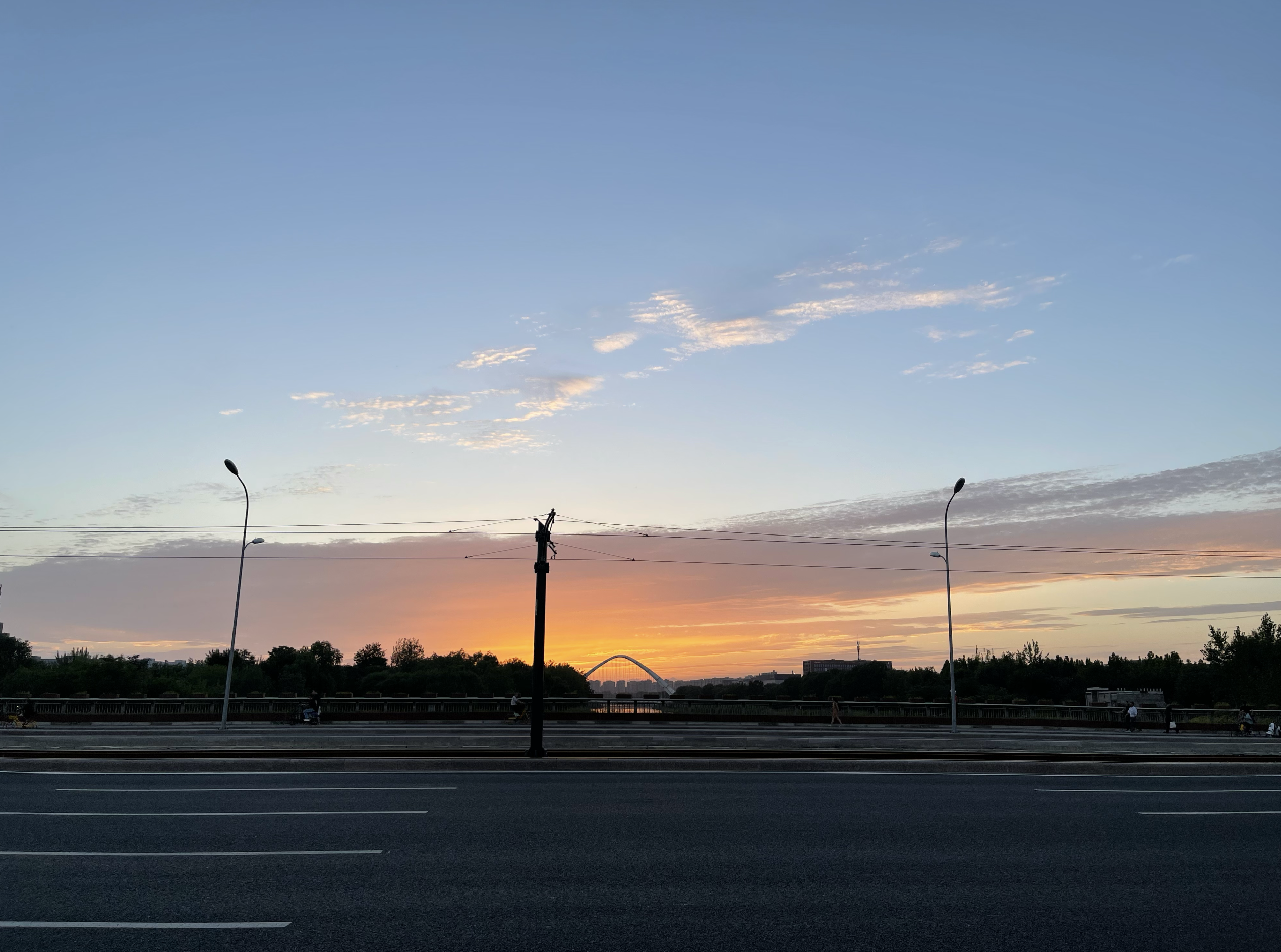 24191702572559_.pic_hd.jpg